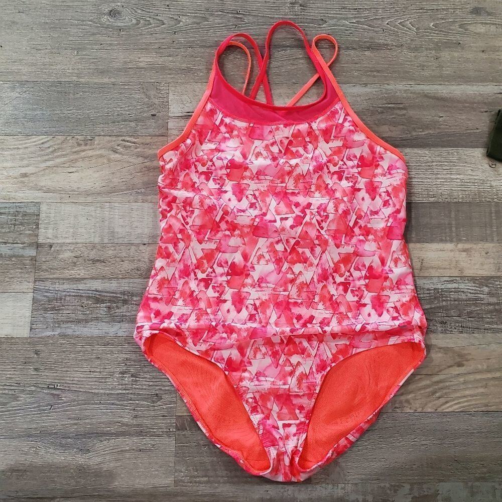 Under armour girls size 16 heatgear fitted one piece